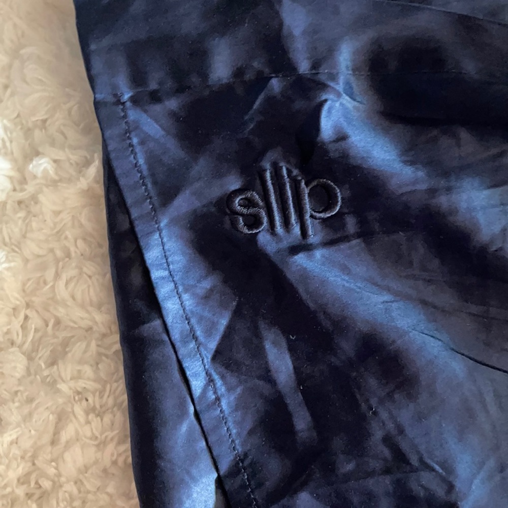Slip silk navy pillow case